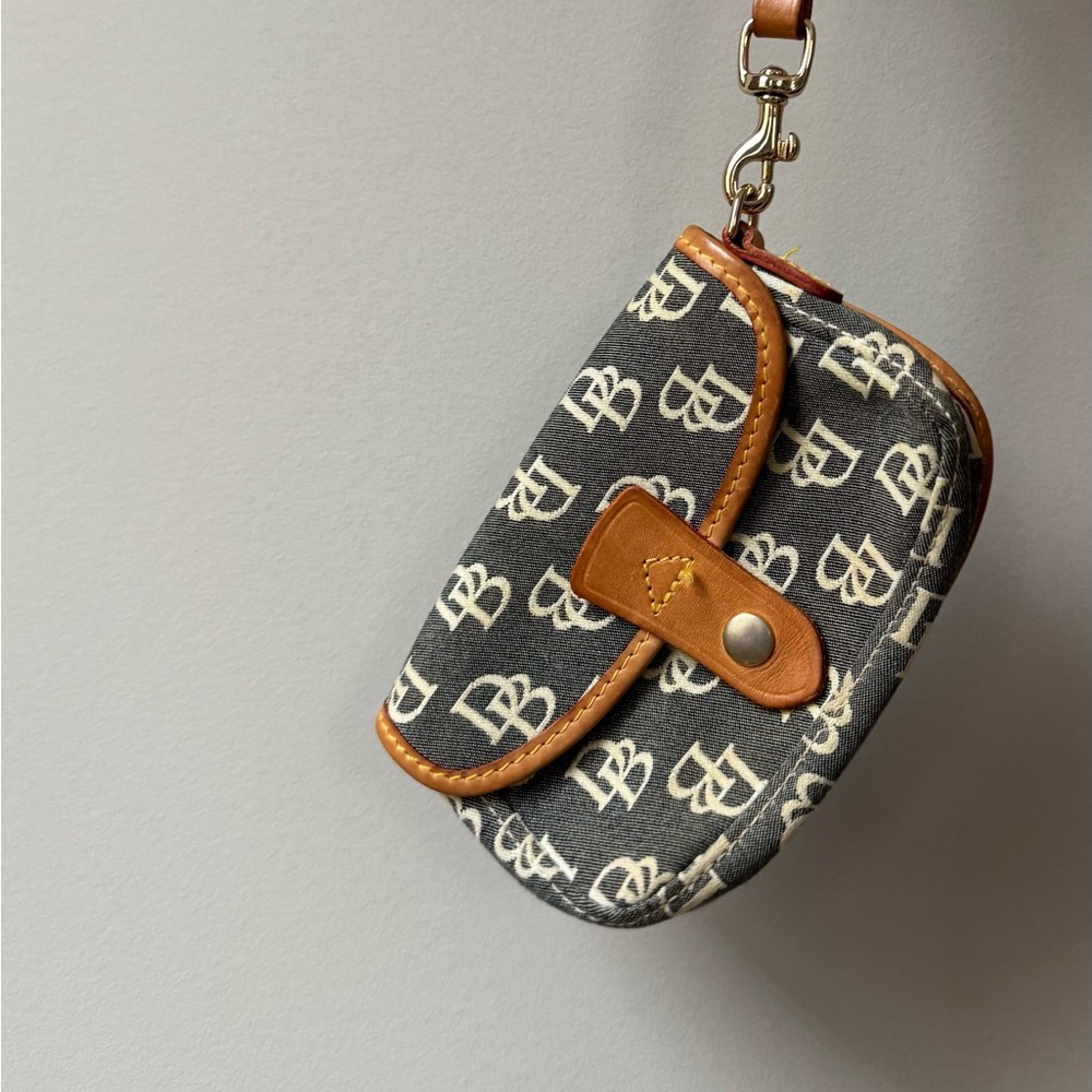 Stylish Monogram wristlet Bag